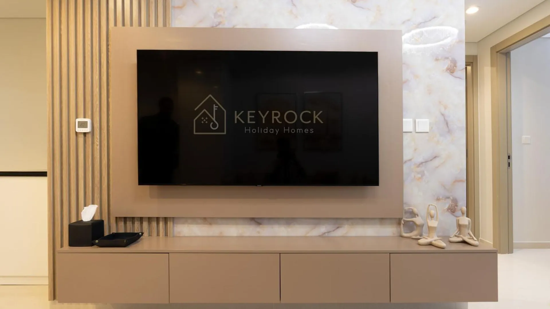 Keyrock Living - Dubai Oasis With Balcony Views Apartment United Arab Emirates